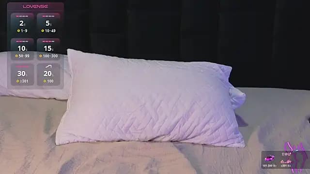 petitelittleebony live cam