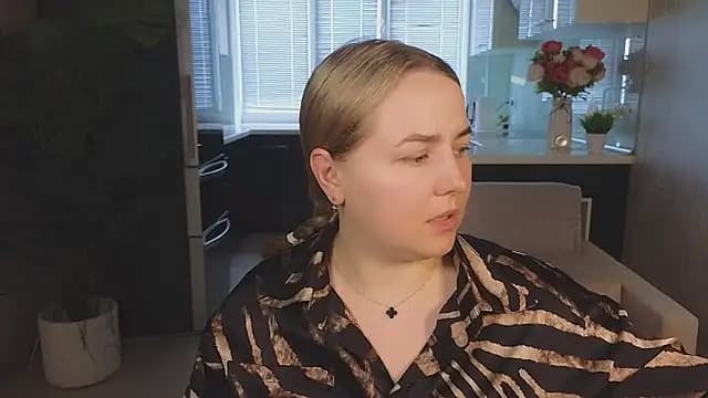 Mira_Mermayd live cam