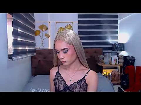 JuicyCockThea live cam on Stripchat