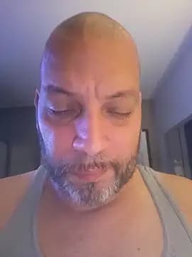 Just2much live cam on Stripchat