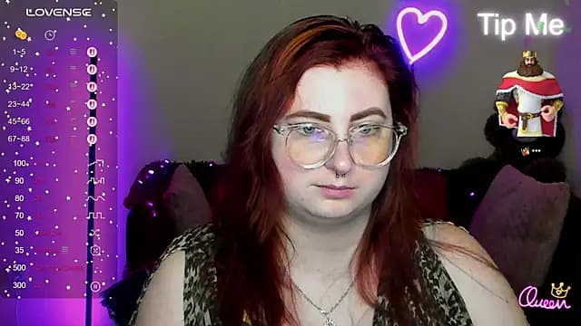 Alicia_love00 live cam on Stripchat