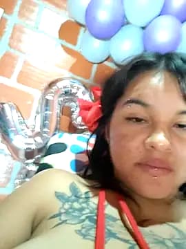 KattalellaGomez live cam