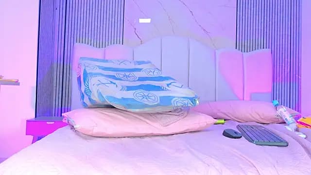 Sofia_martiin live cam