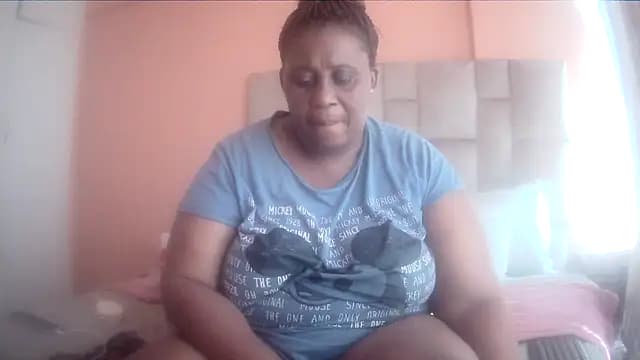 HUGEASSXXXXX live cam