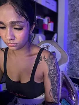 Isabella-Teen live cam