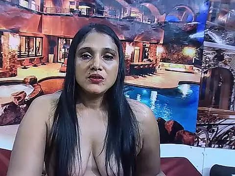 IndianSexyLady20 live cam