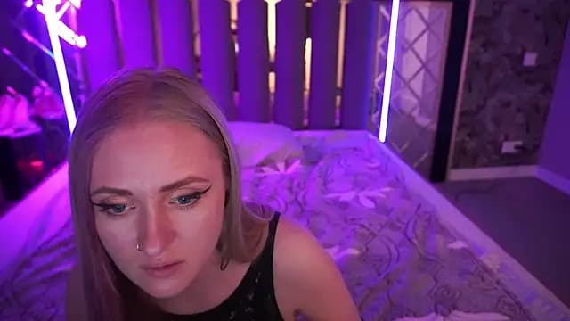 DramaQuenns live cam