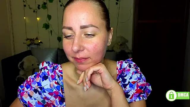 Alicewonderrmiss live cam