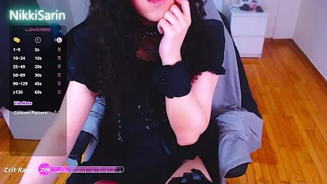 NikkiSarin live cam