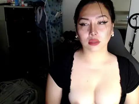 urqueendominant live cam