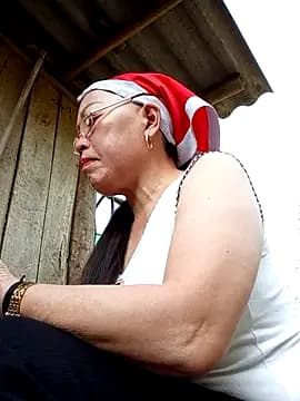 Agnes-baby live cam on Stripchat