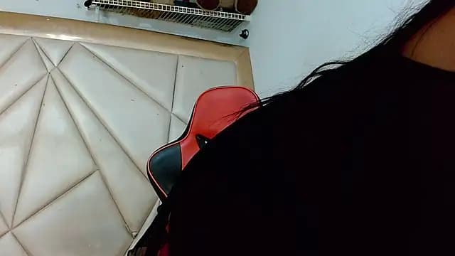 sweet_brunettex_lovingyou live cam on Stripchat