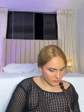 Aliison_Smith live cam on Stripchat