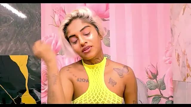 indian_barbie live cam