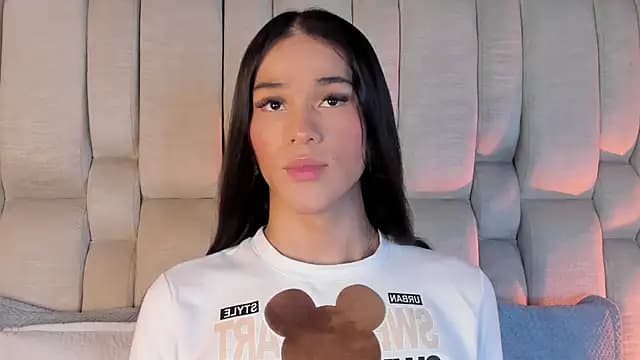 Isa_Little_Star live cam