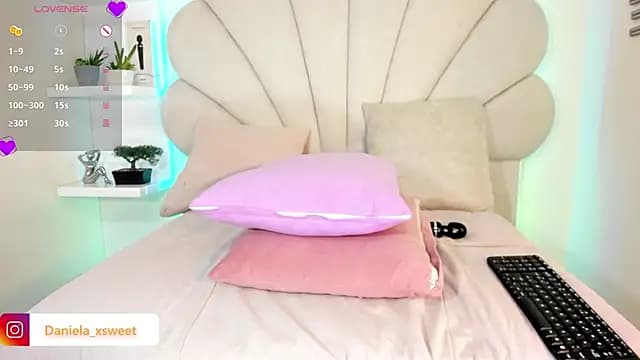 Danielaangelina live cam