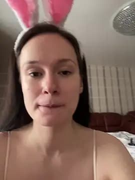 AuraaNova live cam on Stripchat