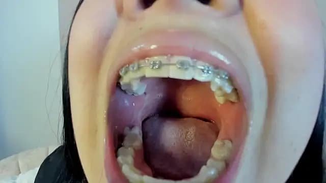 rudyhlowes live cam on Stripchat