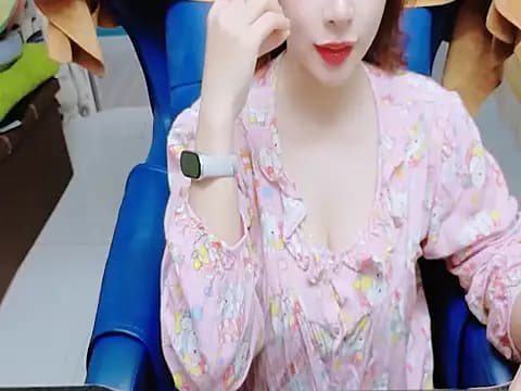 Sinzginne5898 live cam