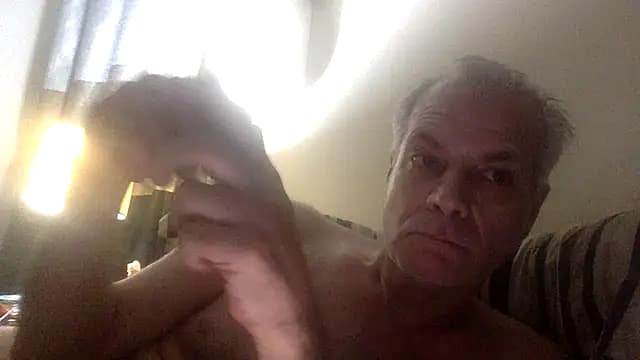Hand69someguy live cam