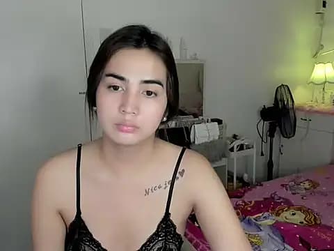 nica_doll live cam