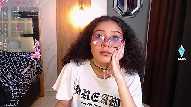 honeymoon_12 live cam