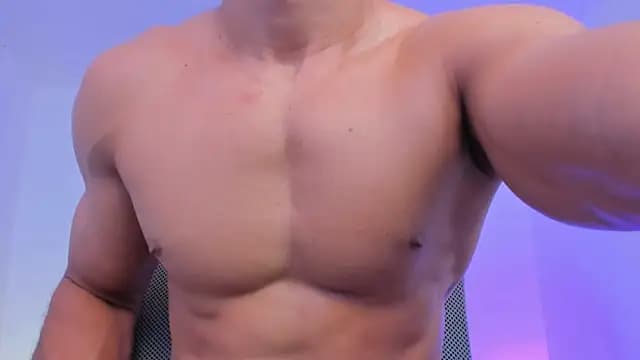 Adonys_Lewis_ live cam