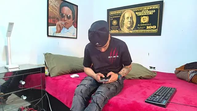 Xanderstone00 live cam