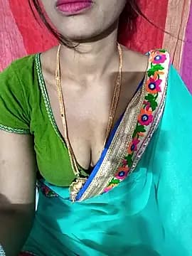 Roshni_09 live cam on Stripchat