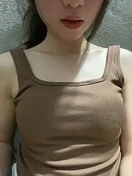 Bella_sexy98 live cam on Stripchat