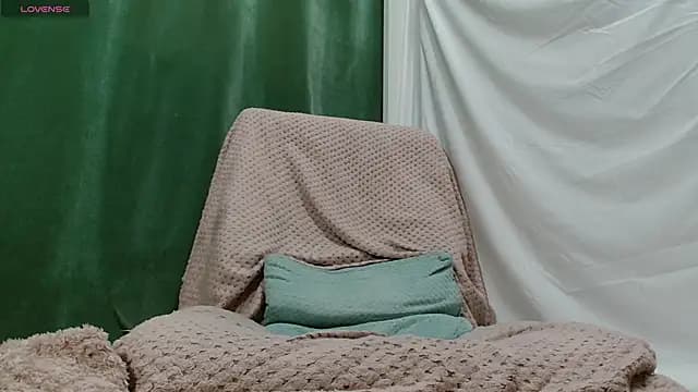 Luckyalice_4u live cam