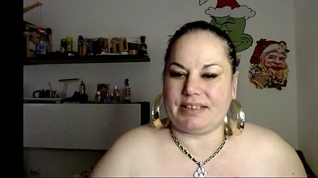 andreea2011 live cam