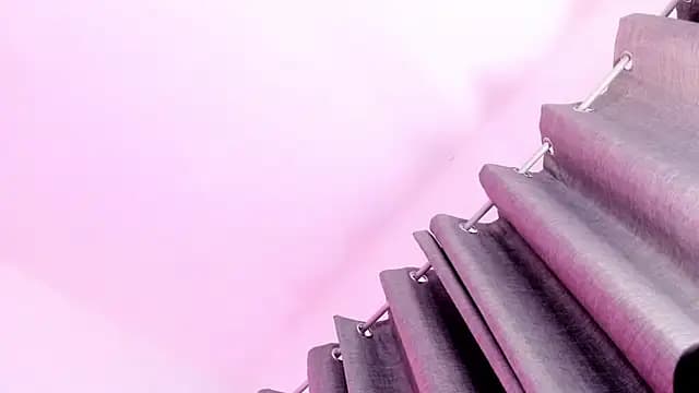 _valeria_saenz_ live cam