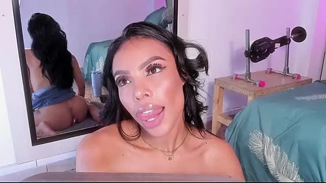 Blackywhiite live cam