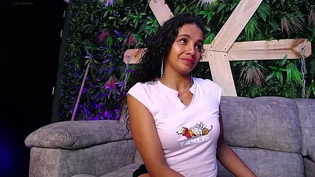 Lesly_florez live cam