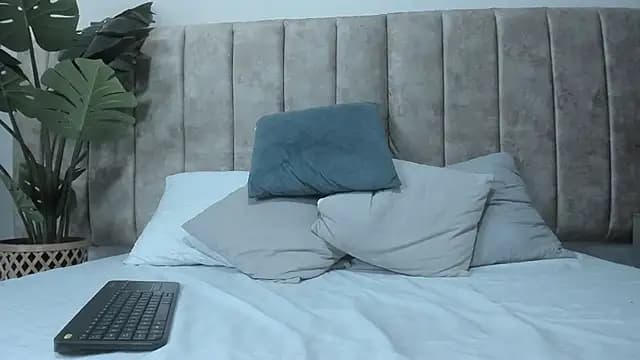 AgathaSavage live cam