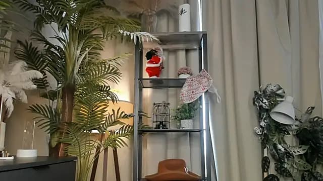 ChinBonnell live cam on Stripchat