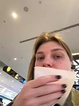 ValenciaShock live cam on Stripchat