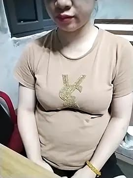 Mie_rose live cam on Stripchat