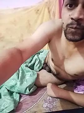 krvinay39 live cam on Stripchat