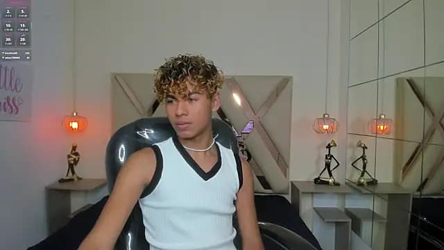 Anyelo_Twink live cam on Stripchat