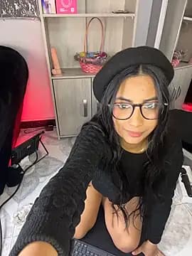 Gretel_Streit live cam on Stripchat