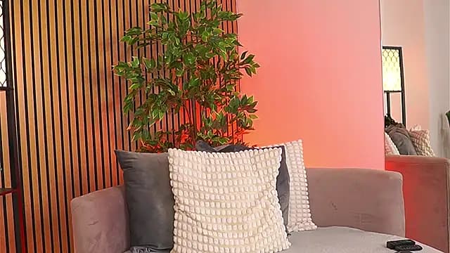 Avril_Cyrus live cam on Stripchat