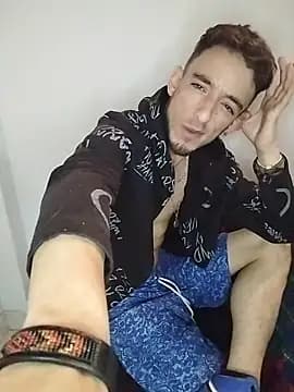 Meliodas97xxx live cam on Stripchat