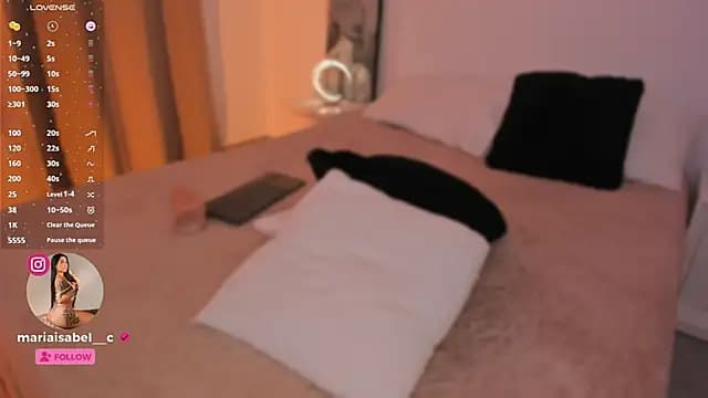 shantall_vidales_ live cam on Stripchat