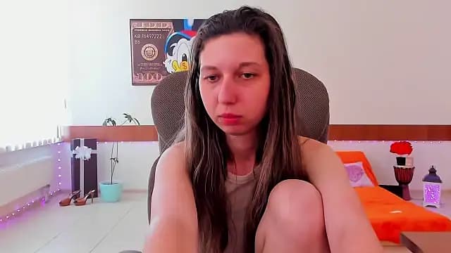 Ellina_Star live cam on Stripchat
