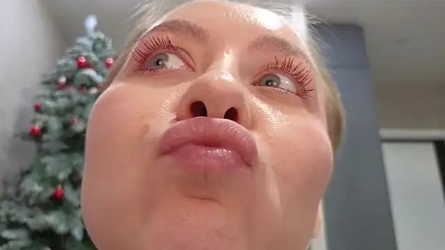 Cute_Auggie8 live cam