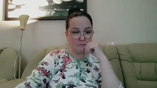 infinity_loveliness live cam on Stripchat