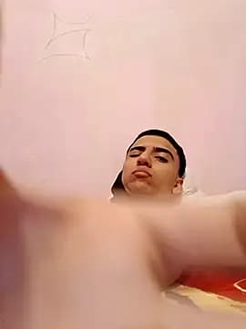 brytiagoBD55 live cam on Stripchat