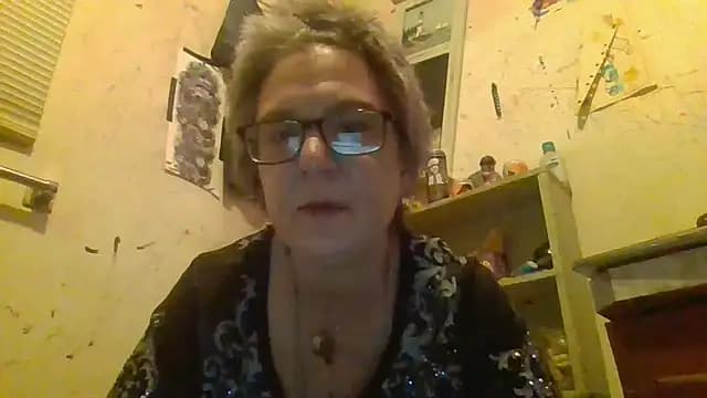 becky1111 live cam on Stripchat